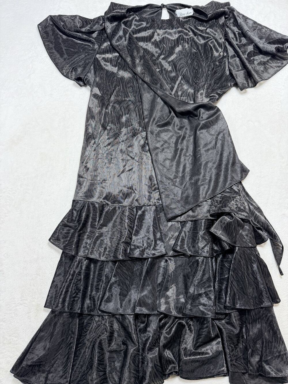 Vintage Risa Ann New York Shimmer Black Velvet Tiered Ruffle Dress Medium M